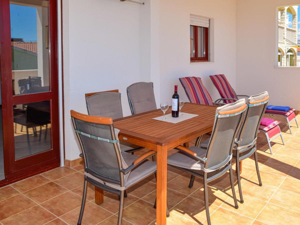 Apartment Lucija-1 By Interhome Трогир Экстерьер фото